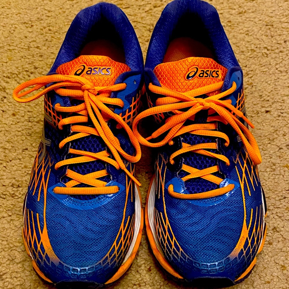ASICS Women Size 10.5. Like New